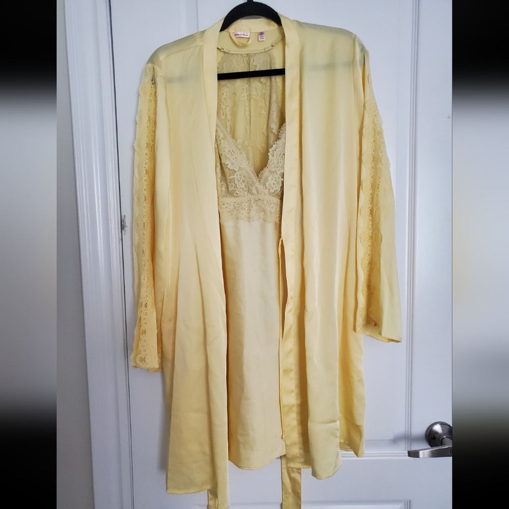 Yellow Lace Trim Lingerie Sleepwear Set